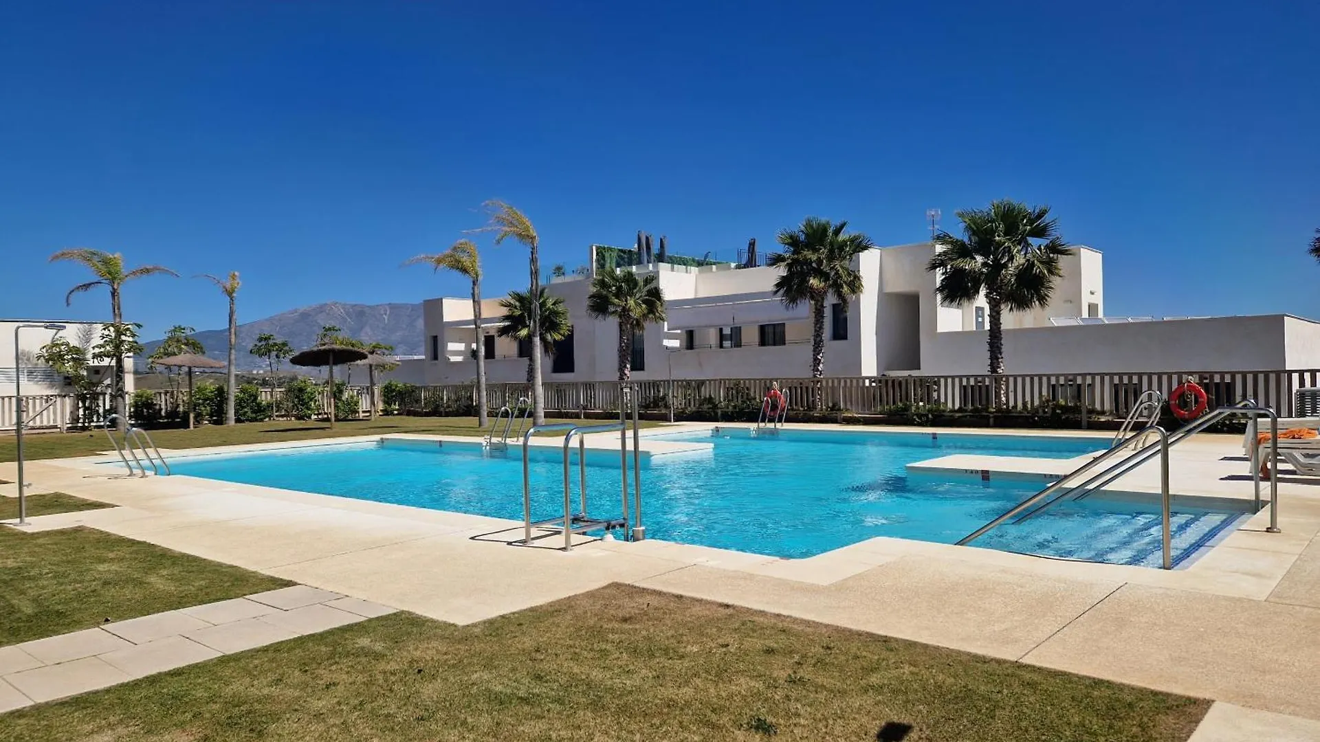 3 Bed Apartment In Casa Banderas La Cala De Mijas