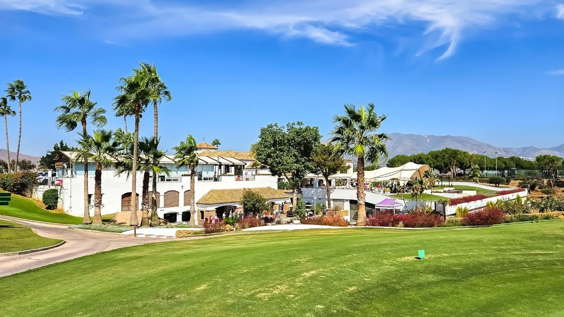 3 Bed Apartment In Casa Banderas La Cala De Mijas